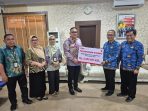 berita-wujud-kontribusi-daerah-bank-sulutgo-serahkan-dividen-dan-bantuan-tjs-bagi-pemkot-gorontalo-2017-l